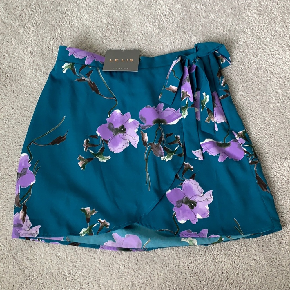 Le Lis Wrap-style Zip Skirt
